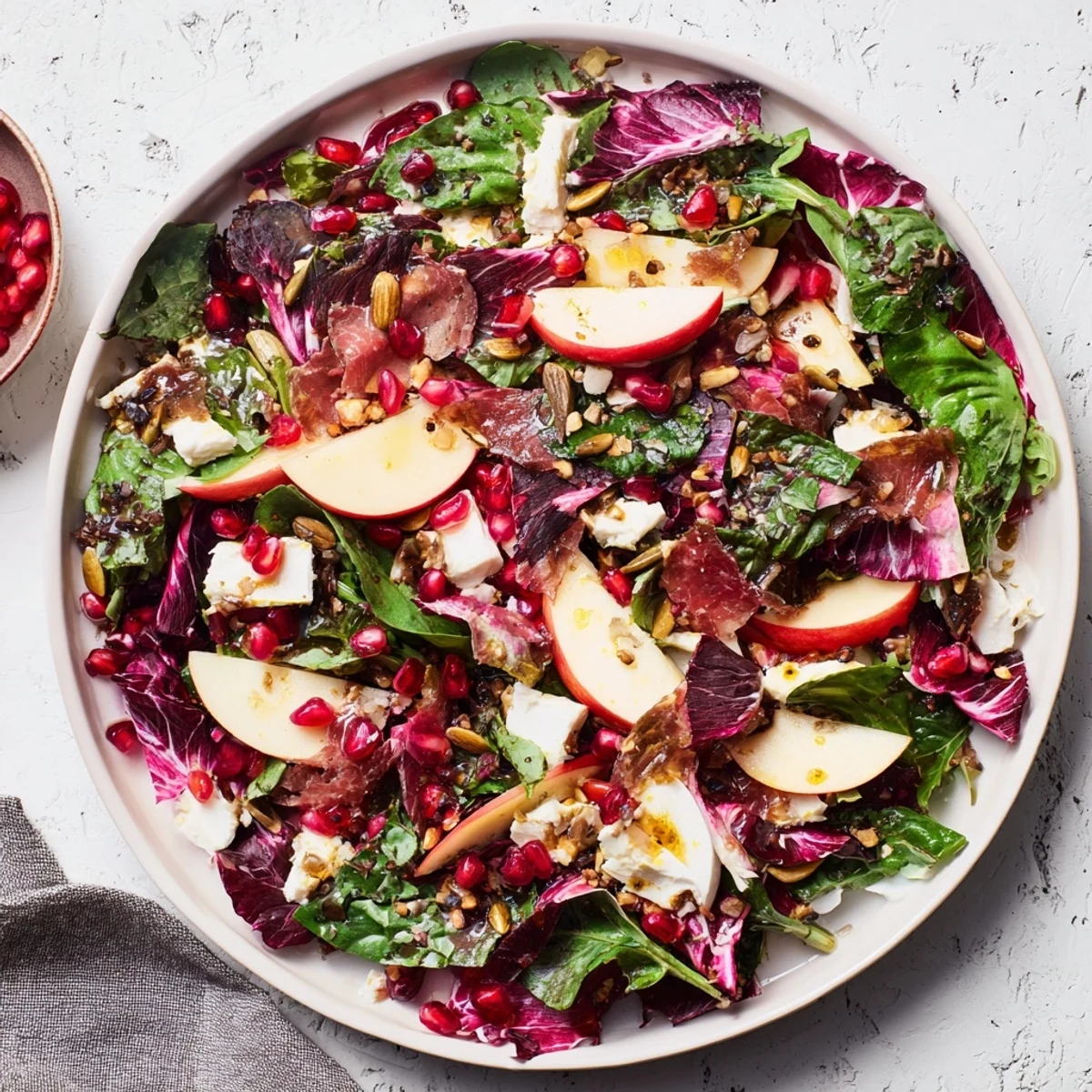 Get ready for the holidays with this delicious Hot Girl Christmas Salad, bursting with fresh flavors and textures.